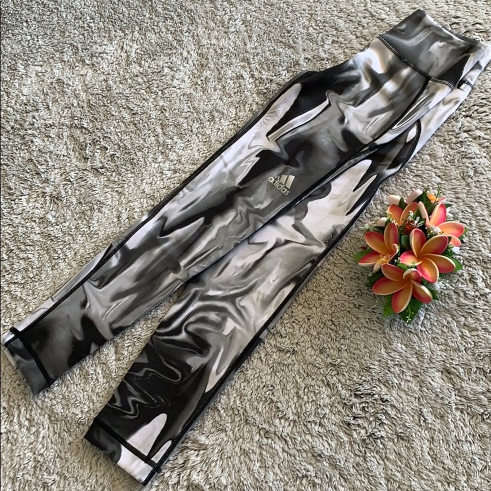 Adidas leggings Kids Size S(7/8)